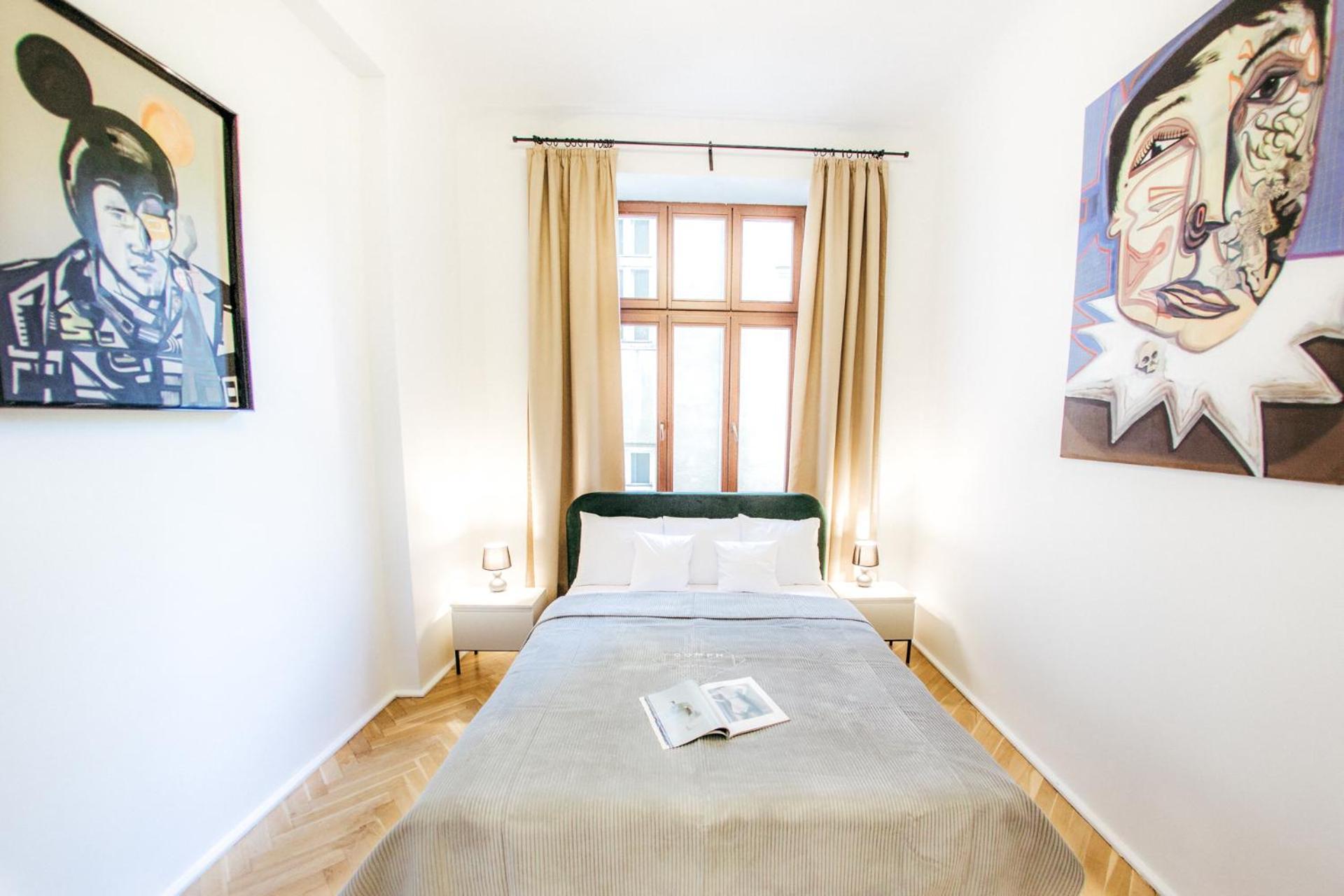 Oomph Vintage 2Br Gem Steps From Politechnika Apartman Varsó Kültér fotó